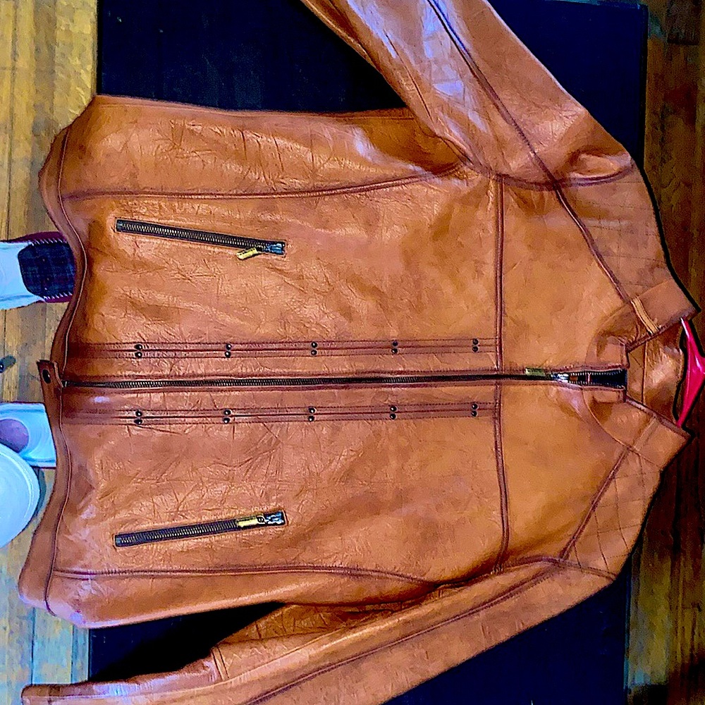 Brown leather Emilio Bautista coat